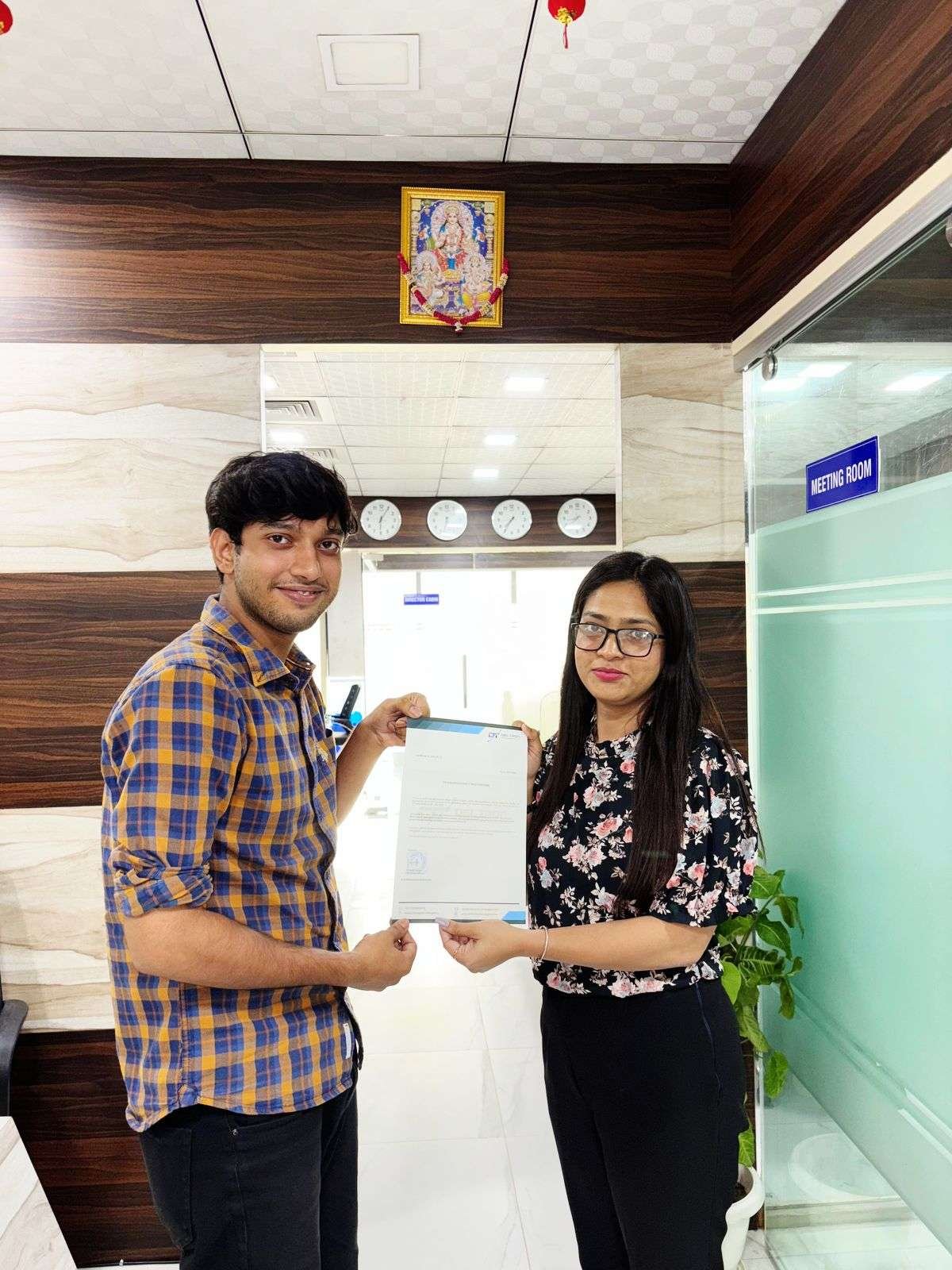 WhatsApp Image 2025-07-28 at 1.00.36 PM